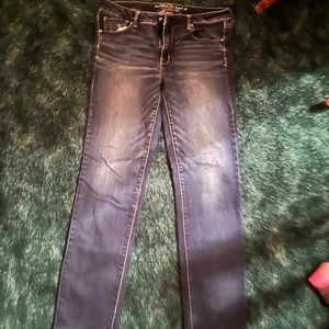 (1) size 14 Long American Eagle jean